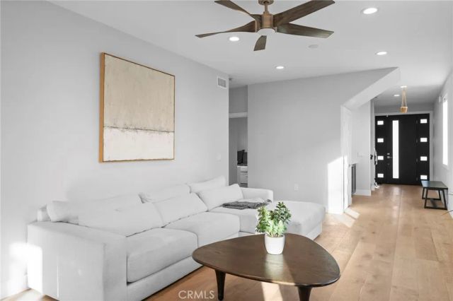 1776 Cable Street, San Diego, CA 92107