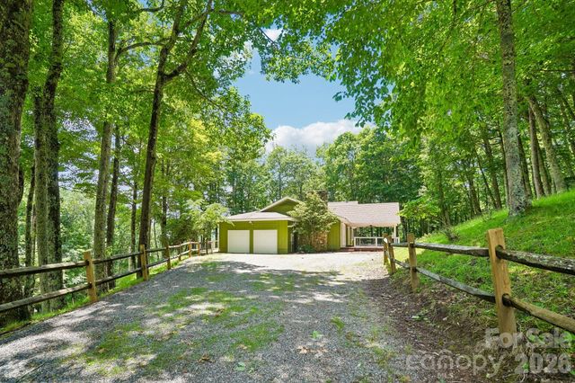 671 Trillium Lane, Mars Hill, NC 28754