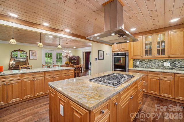 671 Trillium Lane, Mars Hill, NC 28754