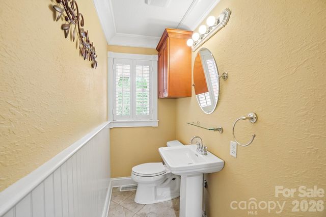 671 Trillium Lane, Mars Hill, NC 28754