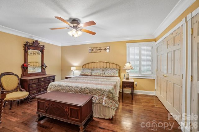 671 Trillium Lane, Mars Hill, NC 28754