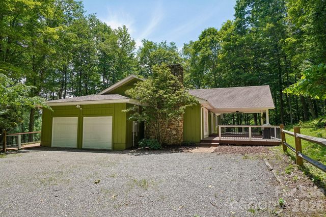 671 Trillium Lane, Mars Hill, NC 28754