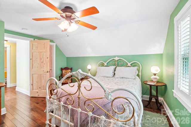 671 Trillium Lane, Mars Hill, NC 28754