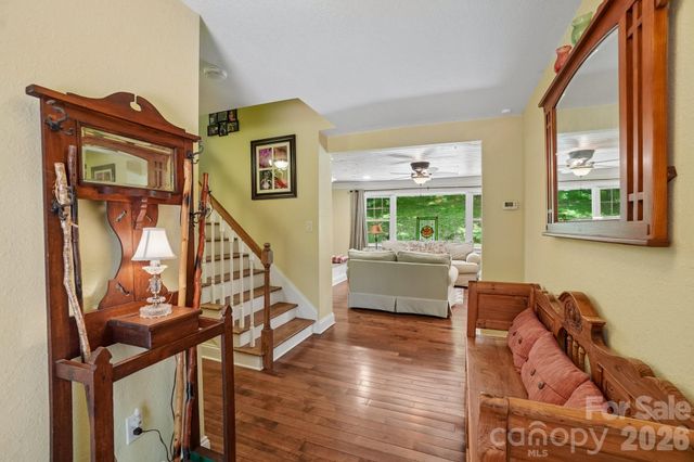 671 Trillium Lane, Mars Hill, NC 28754