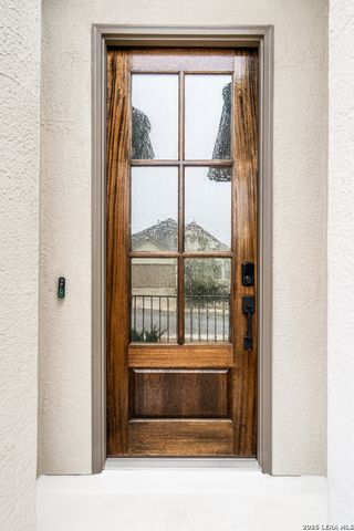 9015 Raven Pointe, San Antonio, TX 78255