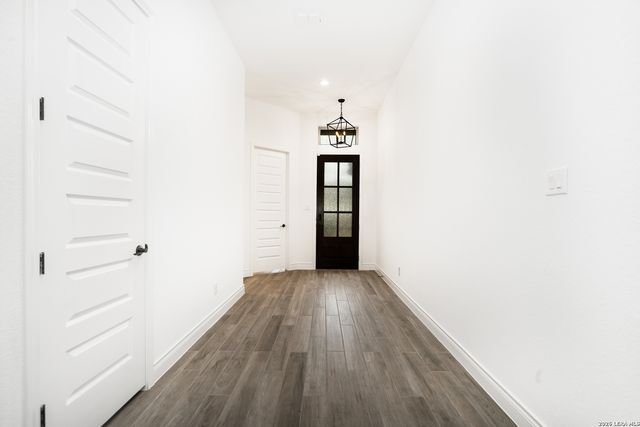 9015 Raven Pointe, San Antonio, TX 78255