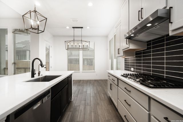 9015 Raven Pointe, San Antonio, TX 78255