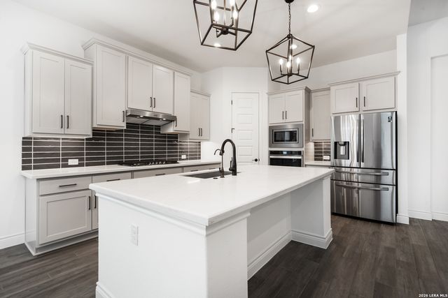 9015 Raven Pointe, San Antonio, TX 78255