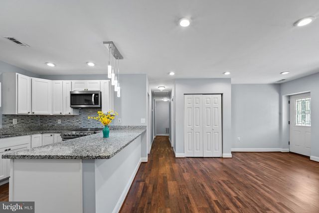 1342 EDNA RD, Pasadena, MD 21122