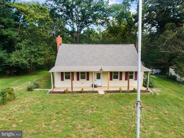 1342 EDNA RD, Pasadena, MD 21122