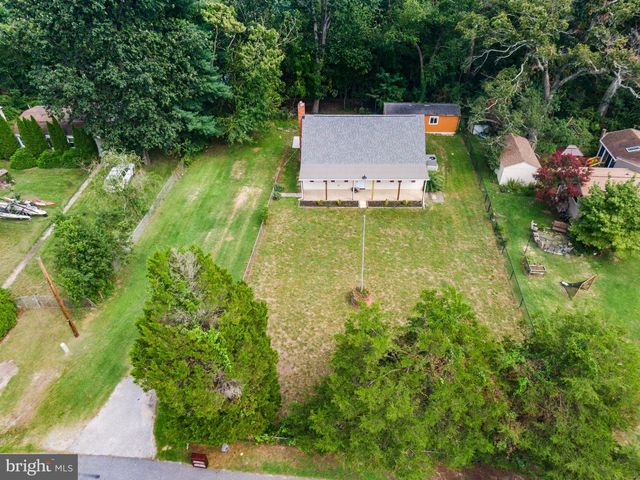 1342 EDNA RD, Pasadena, MD 21122