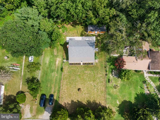 1342 EDNA RD, Pasadena, MD 21122
