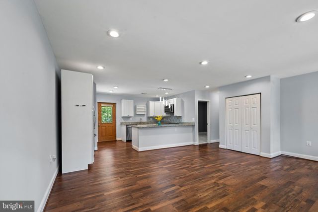 1342 EDNA RD, Pasadena, MD 21122