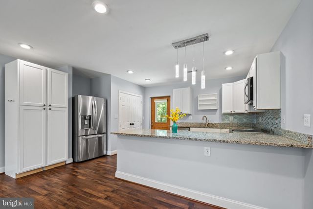 1342 EDNA RD, Pasadena, MD 21122