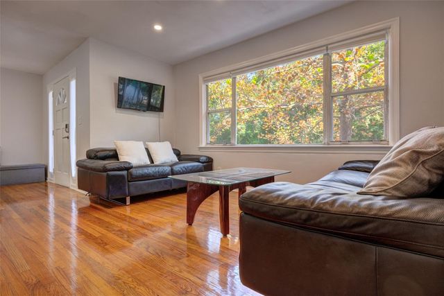 604 N BOSTON AVENUE, Deland, FL 32724