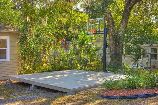 604 N BOSTON AVENUE, Deland, FL 32724