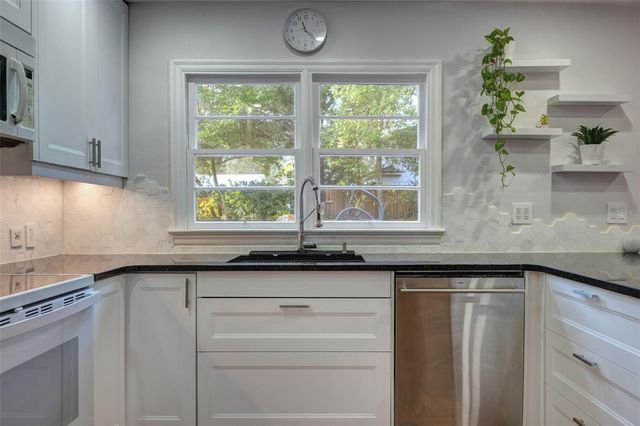 604 N BOSTON AVENUE, Deland, FL 32724