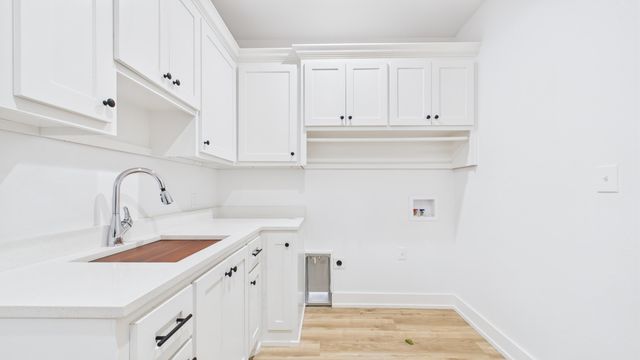 1406 Durham Avenue, Wolfforth, TX 79382