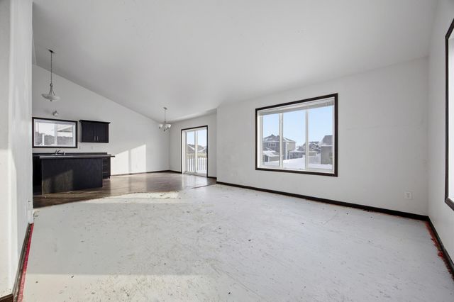 1800 41st Street S, Moorhead, MN 56560