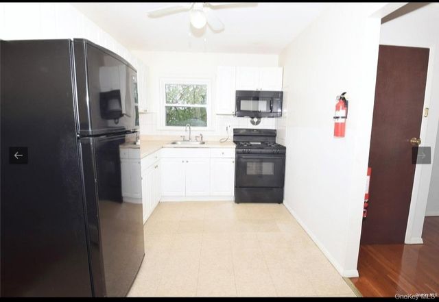 226 Hopper Street B, Westbury, NY 11590