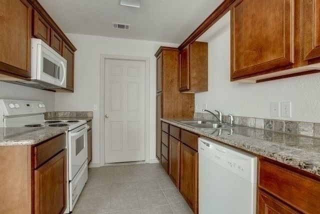 1111 Parkway Trail, Princeton, TX 75407