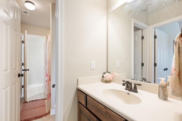 2245 Ambush CYN, Leander, TX 78641