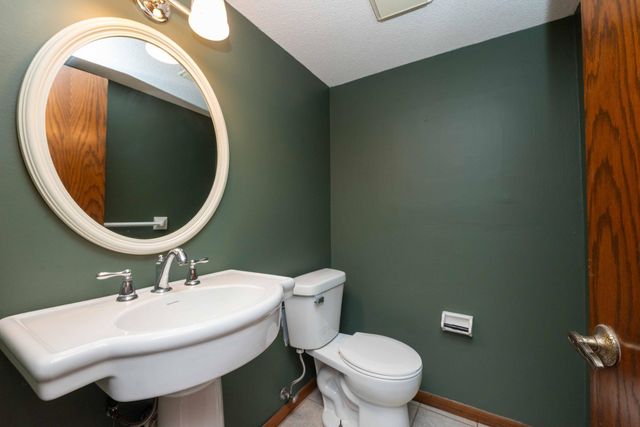 369 118th Avenue NW, Coon Rapids, MN 55448