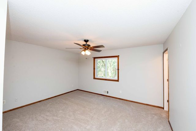 369 118th Avenue NW, Coon Rapids, MN 55448