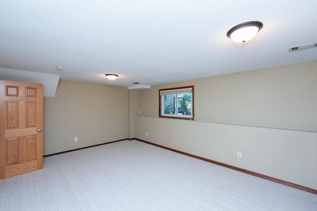 369 118th Avenue NW, Coon Rapids, MN 55448