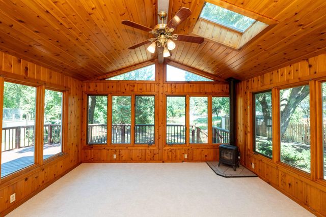 369 118th Avenue NW, Coon Rapids, MN 55448