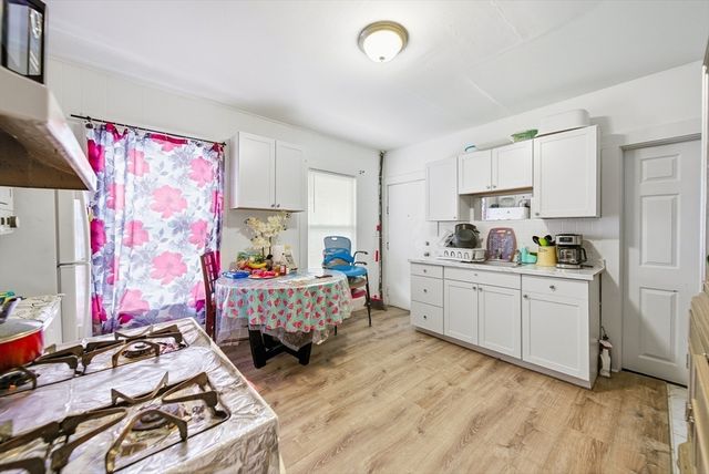 94 Sheridan St, Lynn, MA 01902