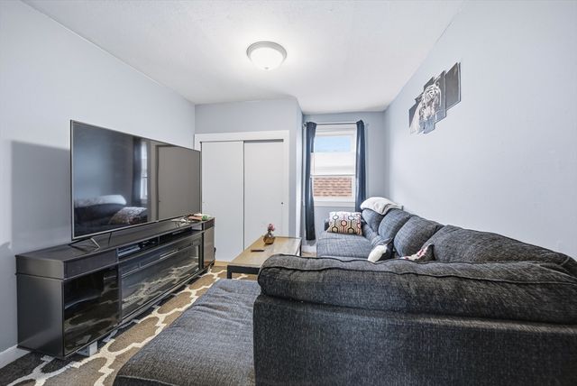 94 Sheridan St, Lynn, MA 01902