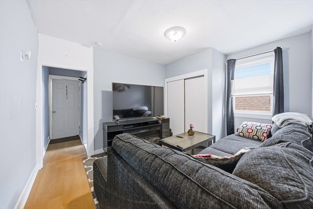 94 Sheridan St, Lynn, MA 01902