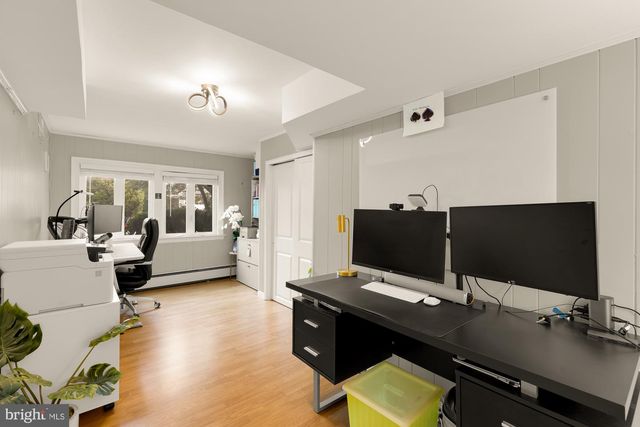 5910 GREENTREE RD, Bethesda, MD 20817