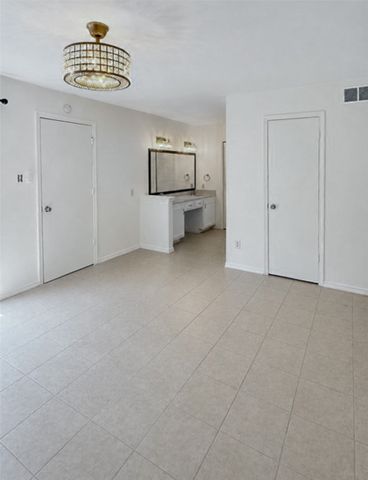 4618 Carr Street, The Colony, TX 75056