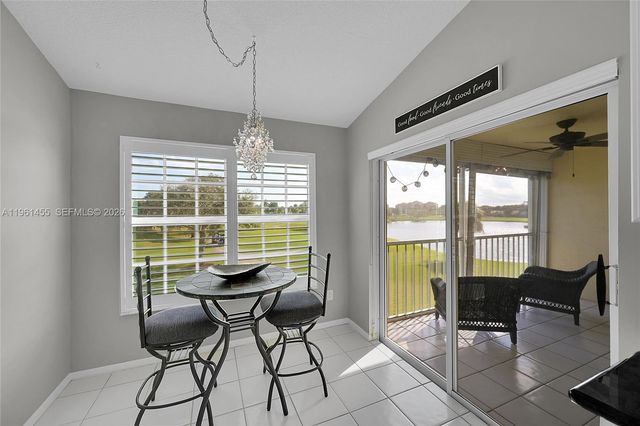 17317 Boca Club Blvd 7, Boca Raton, FL 33487