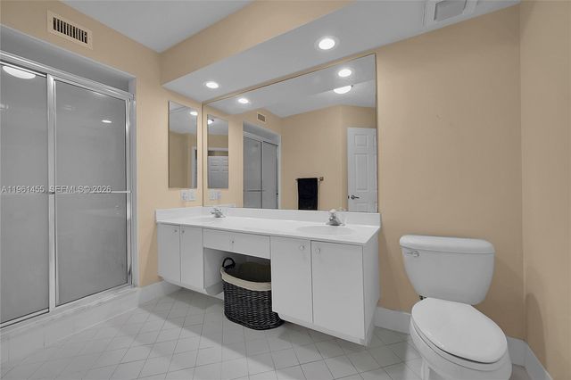 17317 Boca Club Blvd 7, Boca Raton, FL 33487