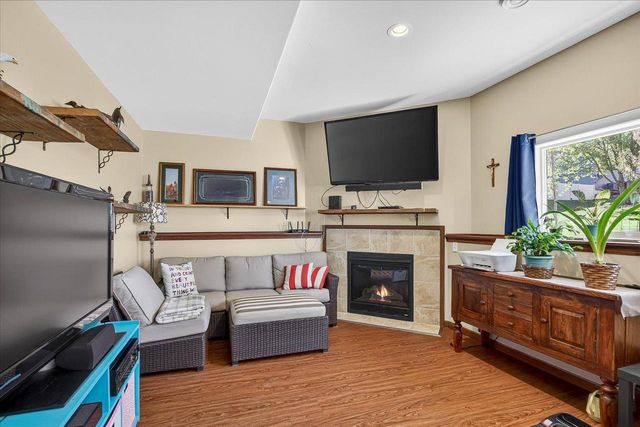 905 Ellie Rae Drive, Lodi, WI 53555