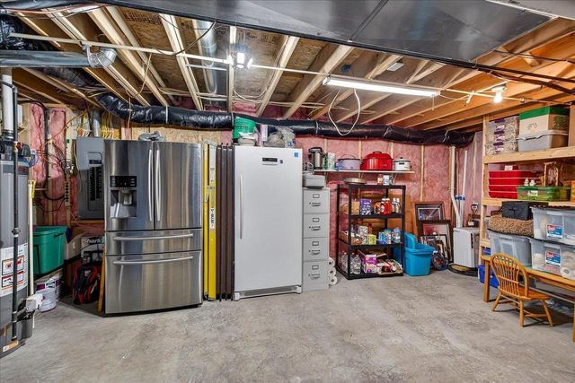 905 Ellie Rae Drive, Lodi, WI 53555