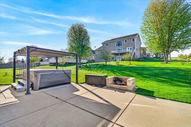 905 Ellie Rae Drive, Lodi, WI 53555