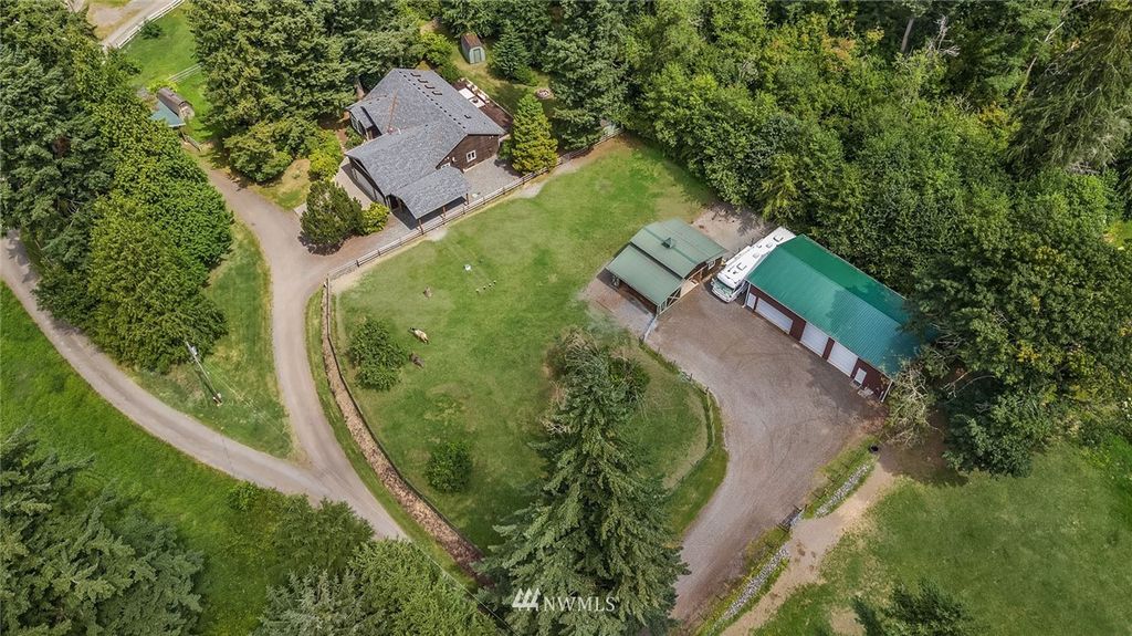 Image 1 of property listing at 6805 164th Street SE, Snohomish, WA 98296