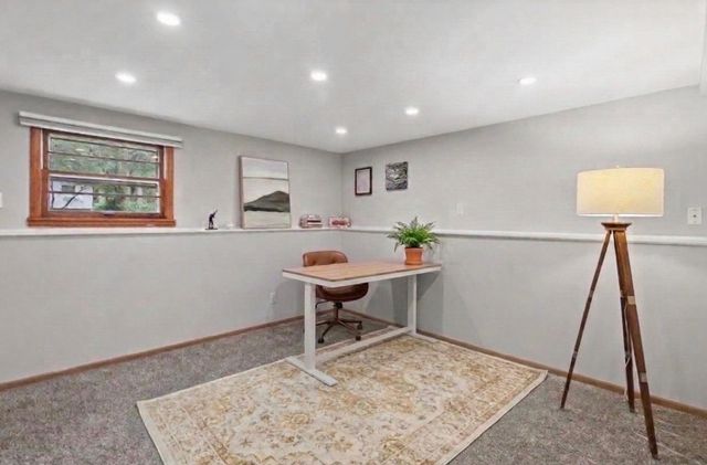 15670 W Sprucewood Lane, Libertyville, IL 60048