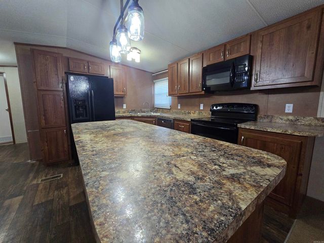 154 Breckenridge Court, Pearcy, AR 71964