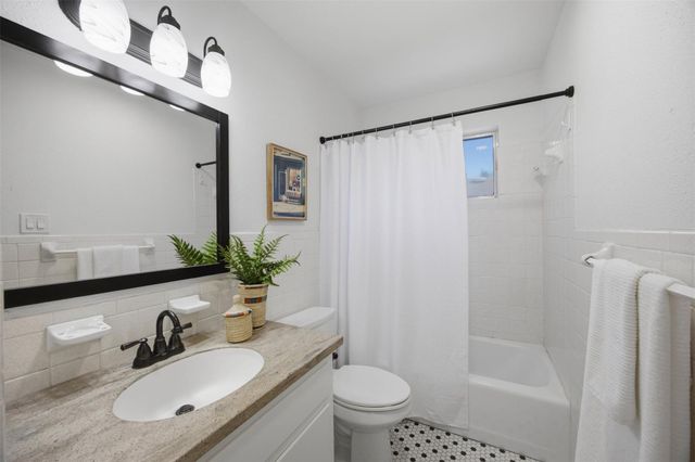 5403 Village Way CT, Austin, TX 78745