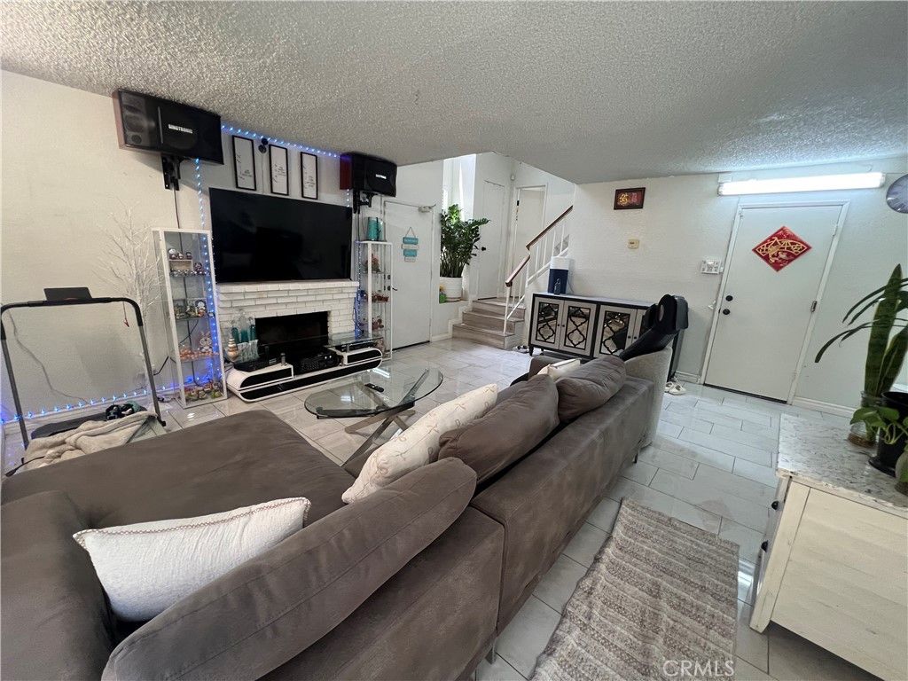 Image 10 of property listing at 13515 Tracy, Baldwin Park, CA 91706