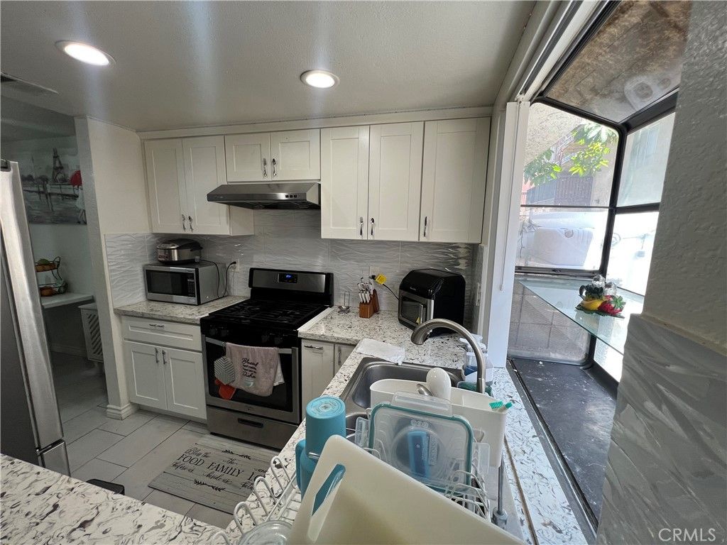 Image 14 of property listing at 13515 Tracy, Baldwin Park, CA 91706
