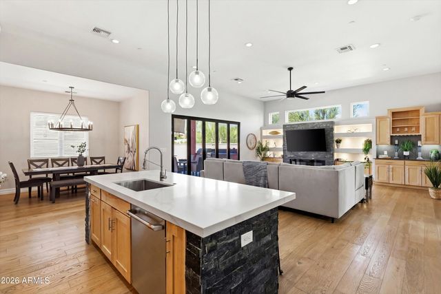 10228 N NICKLAUS Drive, Fountain Hills, AZ 85268