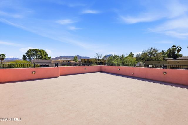 10228 N NICKLAUS Drive, Fountain Hills, AZ 85268