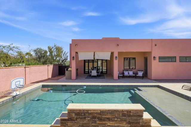 10228 N NICKLAUS Drive, Fountain Hills, AZ 85268