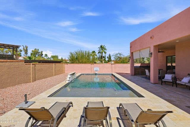 10228 N NICKLAUS Drive, Fountain Hills, AZ 85268